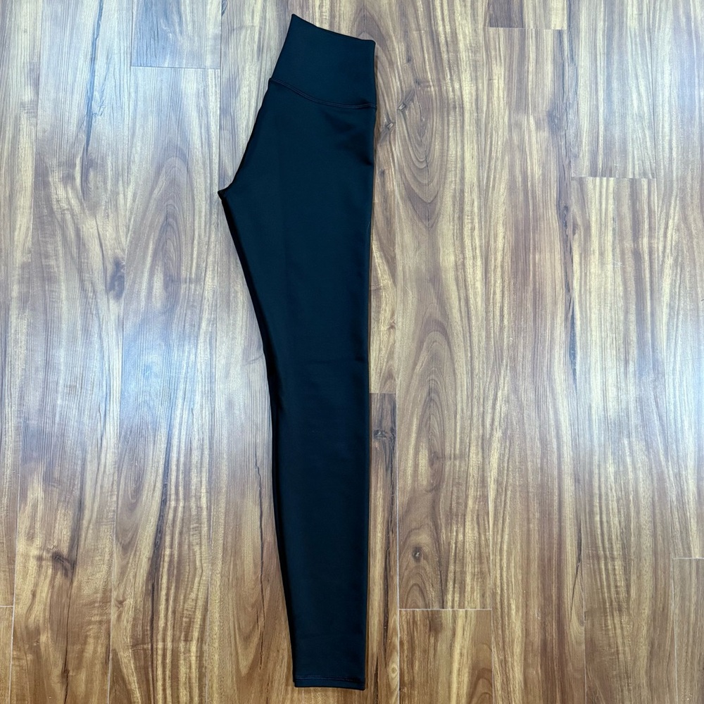 Alo Yoga High-Waisted Airlift Leggings Black